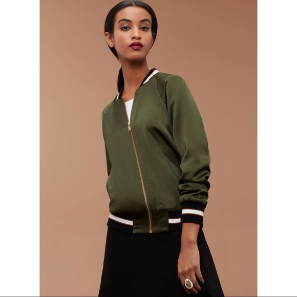 Aritzia Jackets & Blazers - Aritzia Babaton Chesley Bomber in Seaweed & Black